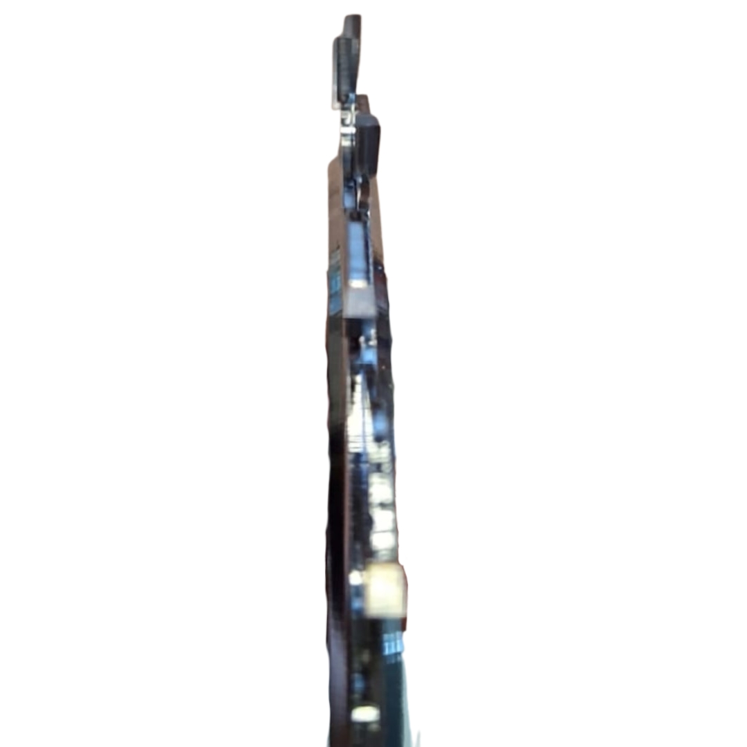 Incisor Cónico